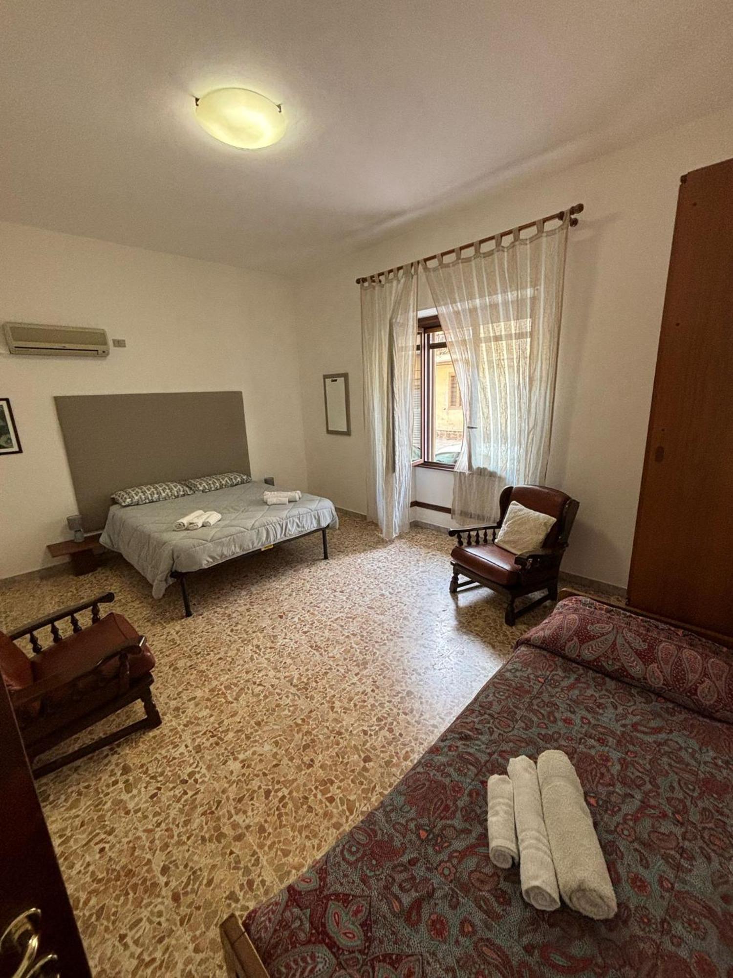 Pm 41 Via Ennio Porrino Guest House Alghero Esterno foto