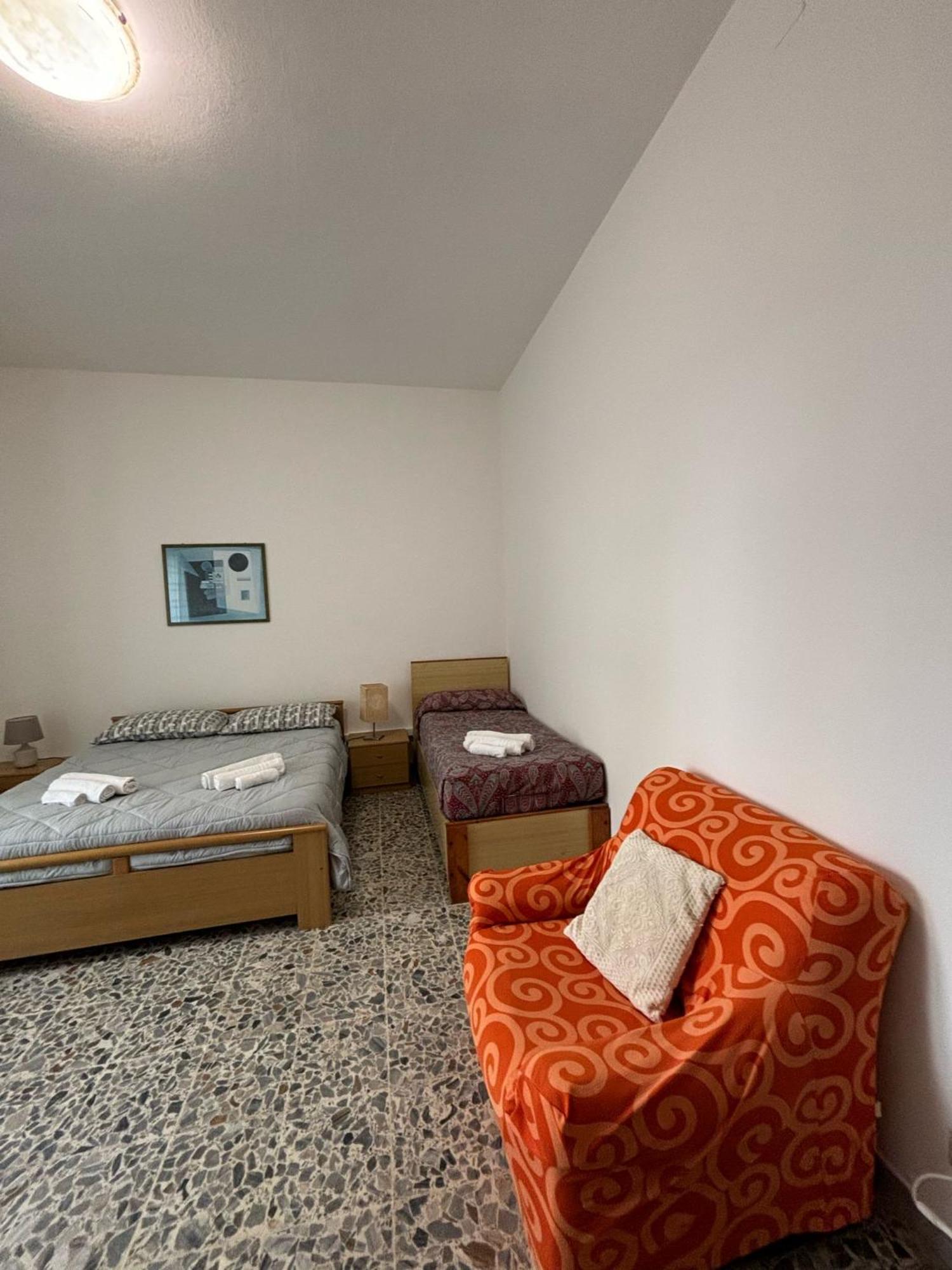 Pm 41 Via Ennio Porrino Guest House Alghero Esterno foto
