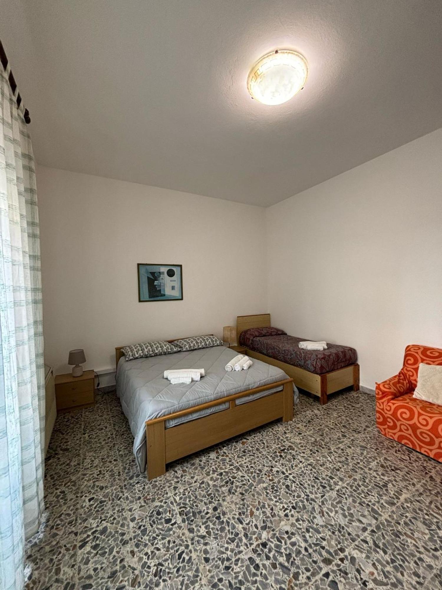 Pm 41 Via Ennio Porrino Guest House Alghero Esterno foto