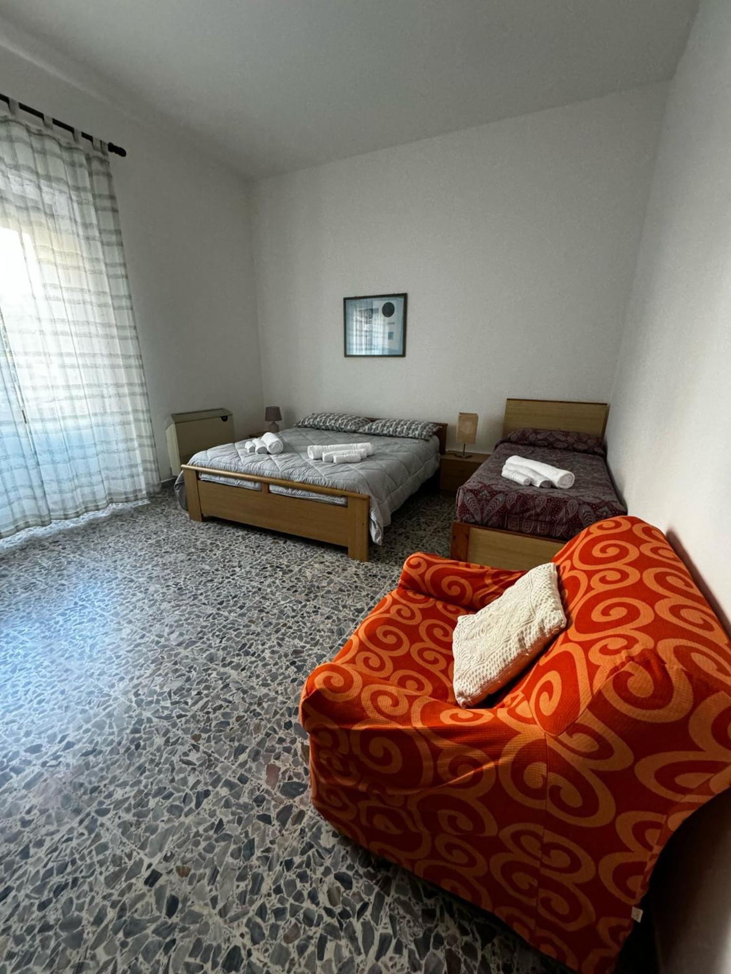 Pm 41 Via Ennio Porrino Guest House Alghero Esterno foto